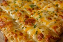 Cheesy Garlic Breadsticks – Quick, Easy, and Full of Flavor