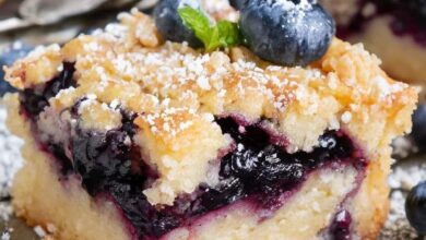 Blueberry Crumble Cake – A Sweet and Tangy Dessert Treat